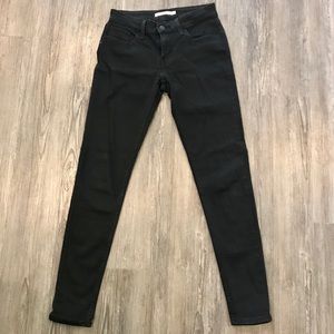 🖤LEVI’S 535 super skinny black jeans🖤 size 27😻